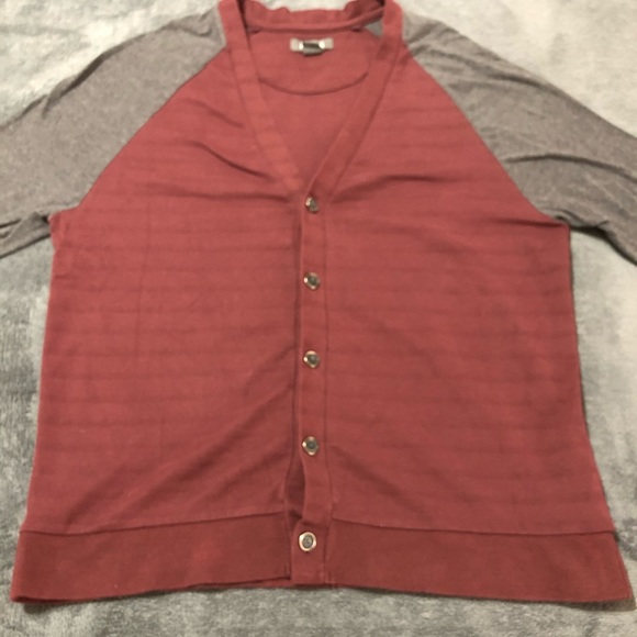 {HP🎉} Men’s * Kenneth Cole Reaction Button Cardigan - Picture 2 of 7